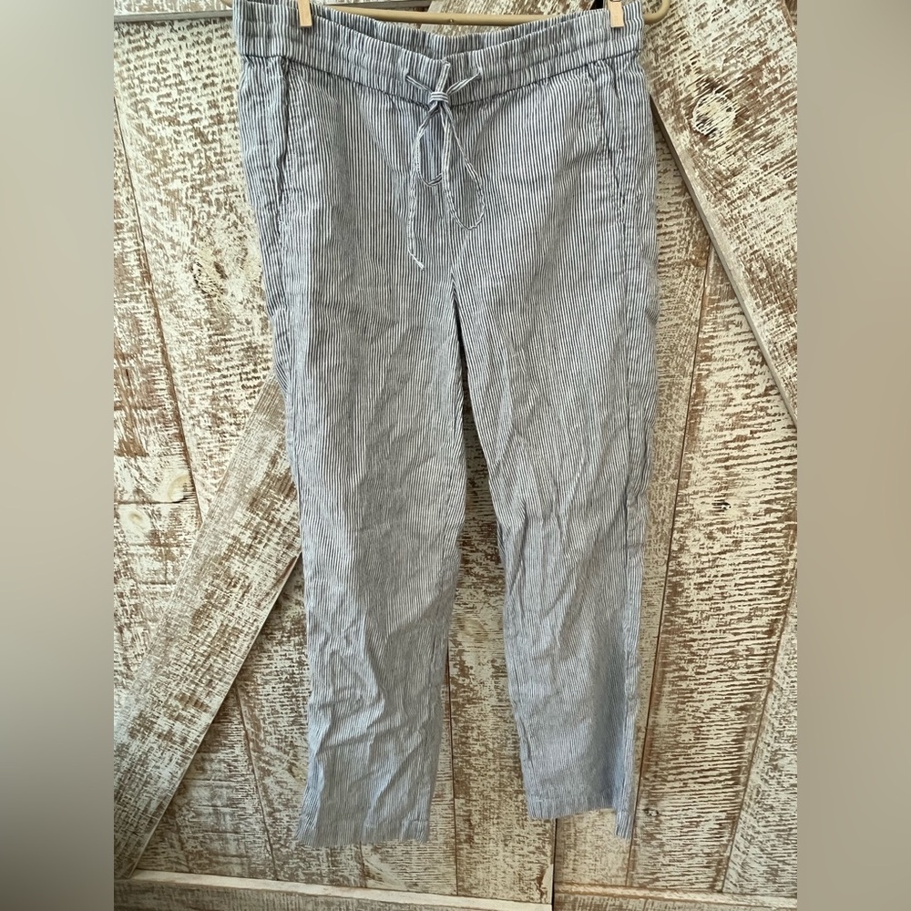Talbots Linen & Cotton Blue & White Pinstriped Pants Pull-On Pockets Size 4